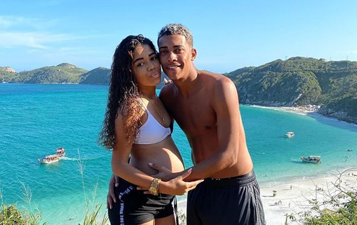 Mc Poze Se Revolta Ap S Cr Ticas A Terceira Gravidez De Esposa F Noticia