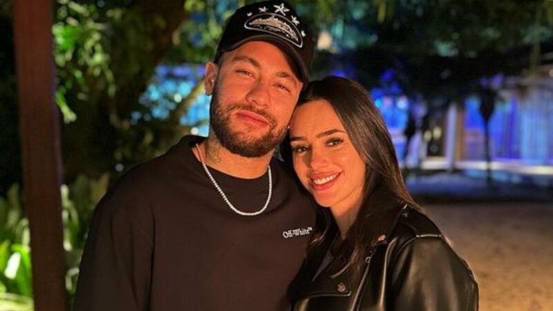 Neymar traiu a namorada grávida na véspera do Dia dos Namorados, diz colunista  